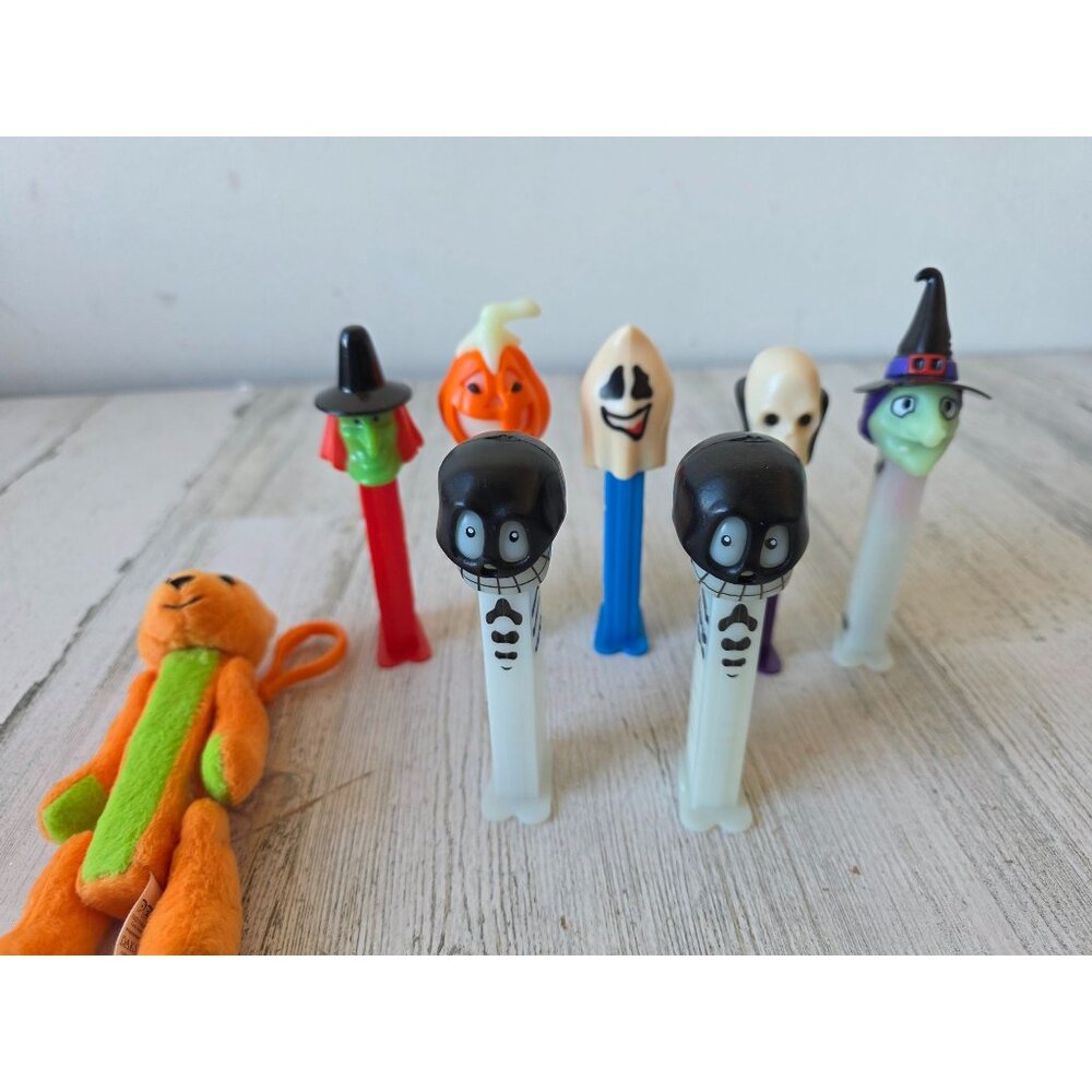 Vintage pez Halloween dispenser fuzzy witch ghost skeleton pumpkin jack-o'-lante